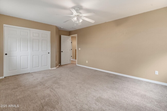 Building Photo - 29553 N 69th Ave