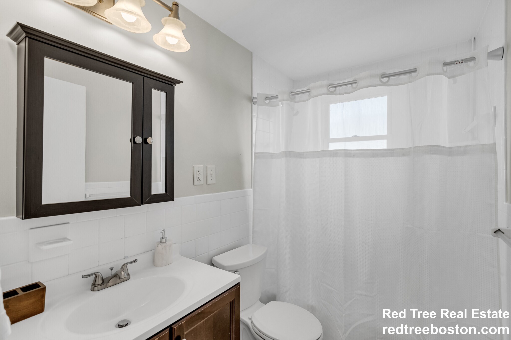 Building Photo - 74-76 Dunboy Unit 2