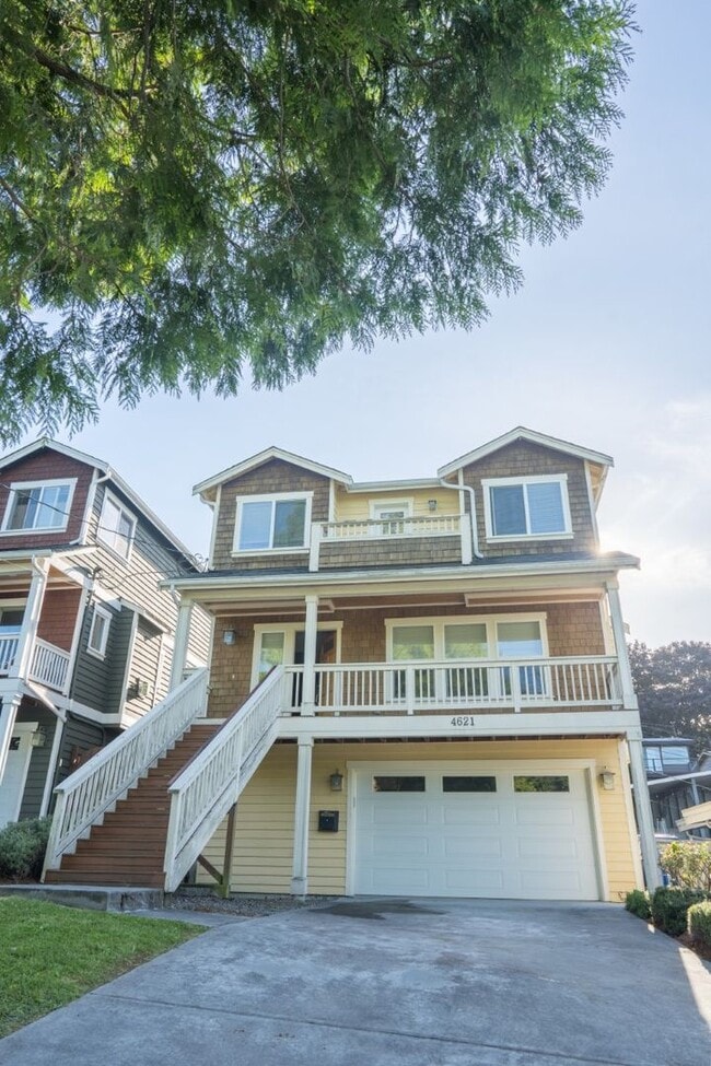 Building Photo - 4Bd/3.5Ba Seattle House