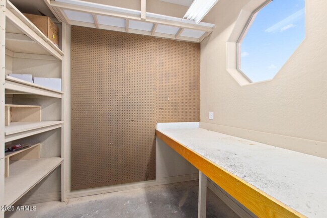 Building Photo - 13930 E Vallejo St