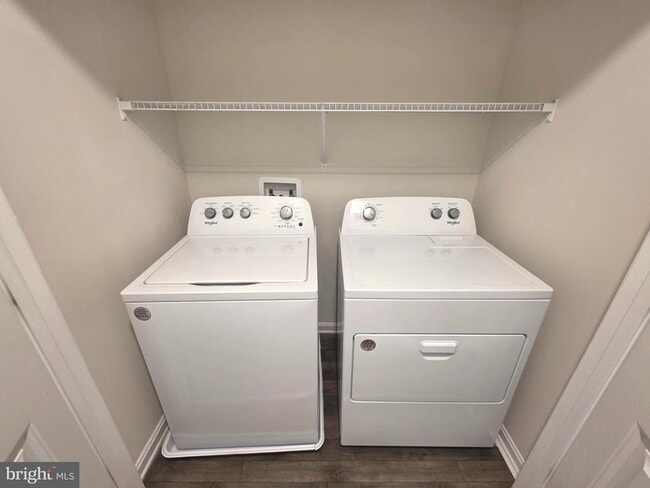 Building Photo - 424 Ridgely Blvd