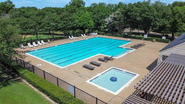 Building Photo - 1402 Palasades Ct