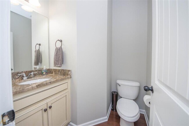 Building Photo - Hurry and show this 5 bedroom, 3 full bath home on a finished basement!!! Move in ready in desira...