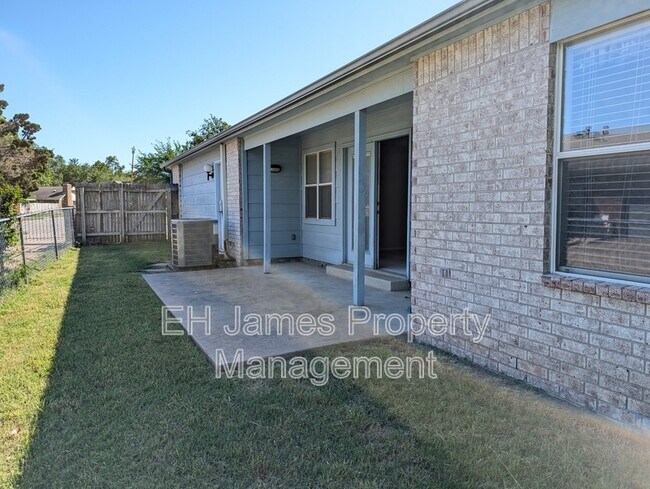 Building Photo - 6947 E 46th Pl