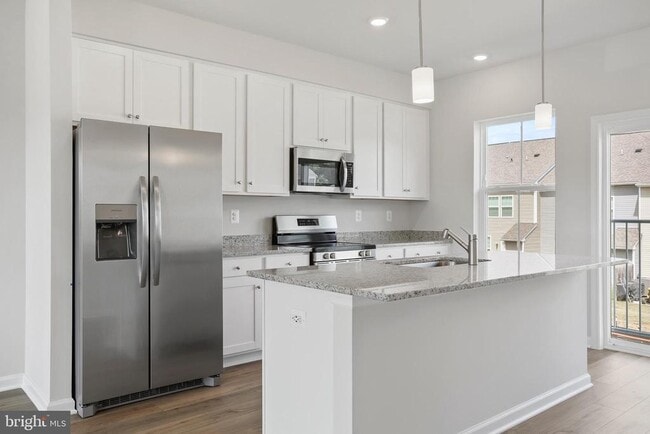 Building Photo - 131 Kinkade Ct