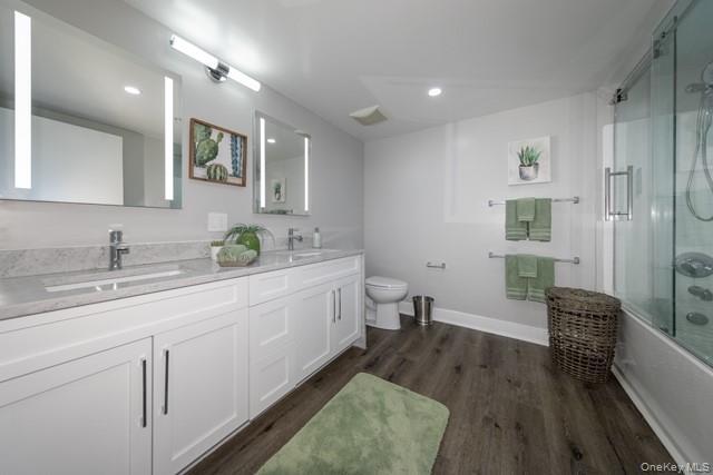 Building Photo - 100 Glen St