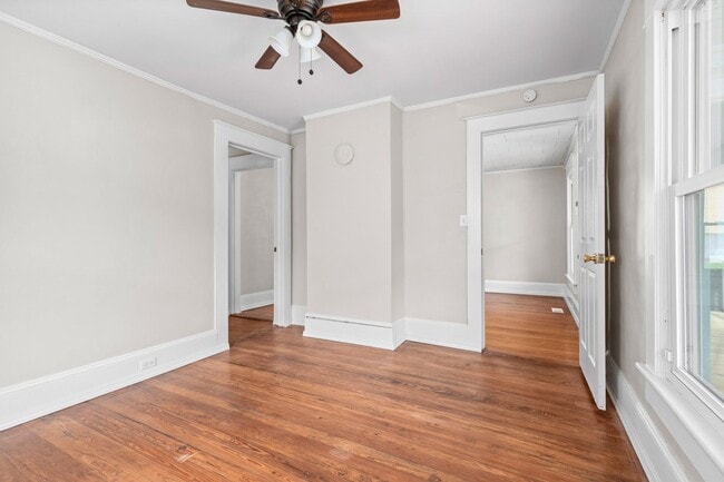 Building Photo - Cozy 3-Bedroom Home with Classic Charm in ...