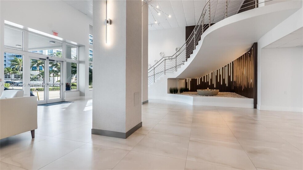 Building Photo - 3000 S Ocean Dr