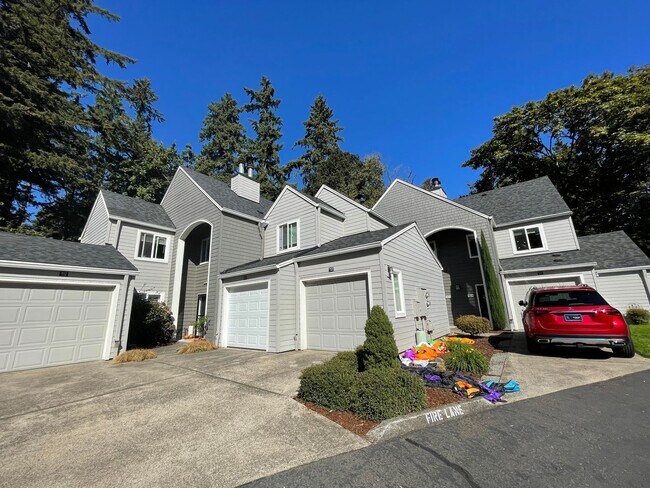 Primary Photo - RARE Lake Oswego Bay Community 2Bd/2Ba in ...