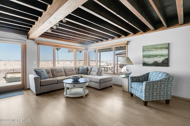 Building Photo - 304 Oceanfront
