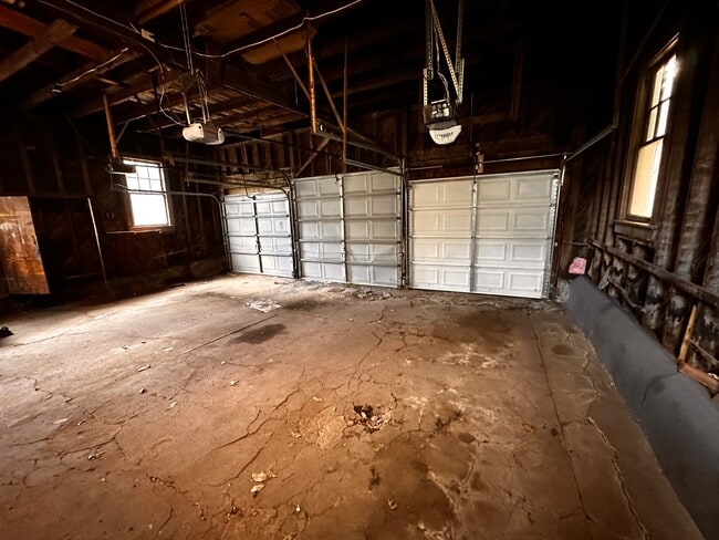 Building Photo - 110 Hanover St