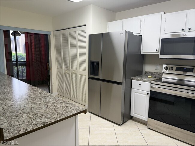 Building Photo - 15488 Admiralty Cir