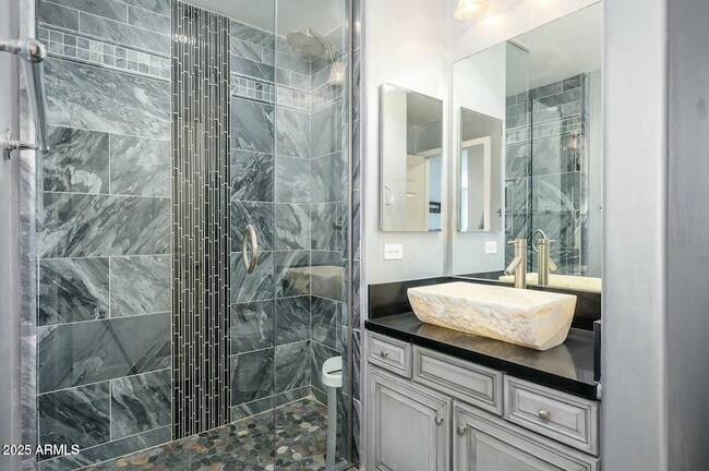Building Photo - 5450 E Deer Valley Dr