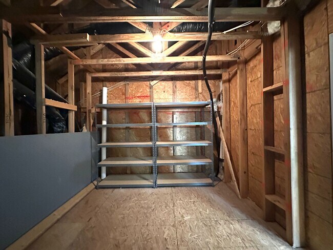 Building Photo - 4640 Blackmuir Wood Cir