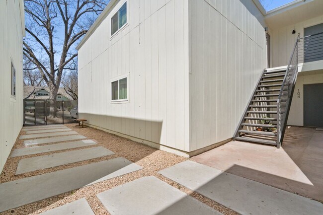 Building Photo - 4105 Speedway, Unit 102