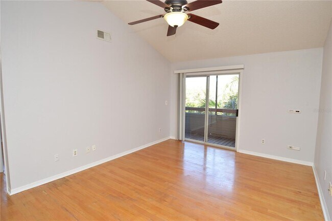 Building Photo - 10263 Gandy Blvd N