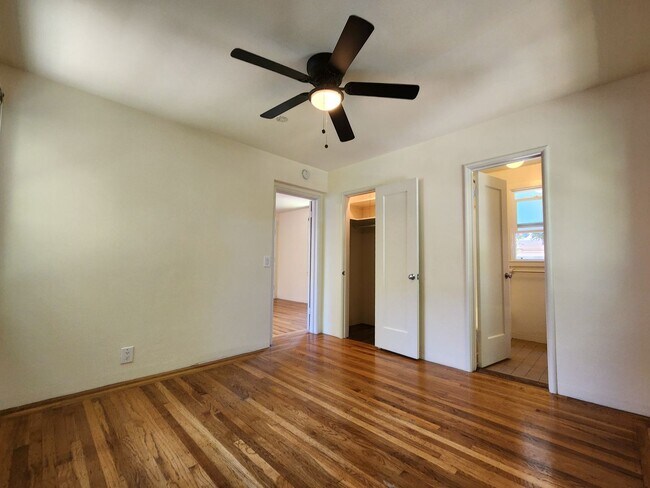 Building Photo - Downtown Palo Alto Living – 1 Bedroom Apartment Available March 4th.