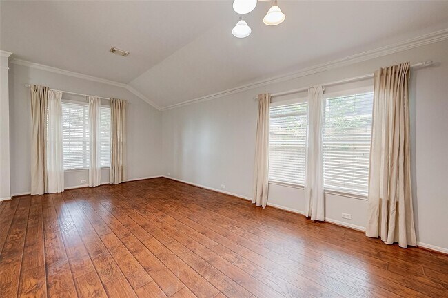 Building Photo - 1807 Hidden Breeze Dr