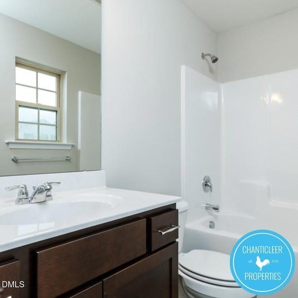 Building Photo - 2424 Kings Cross Ct