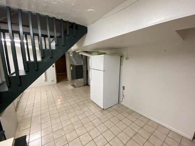 Building Photo - Charming Home in the Country Club Neighborhood!