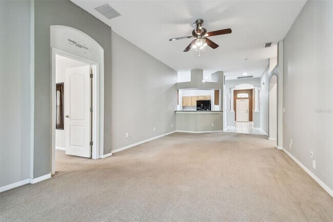 Building Photo - 15807 Leatherleaf Ln