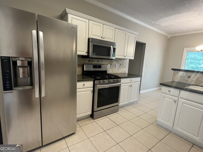 Building Photo - 10055 Lauren Hall Ct