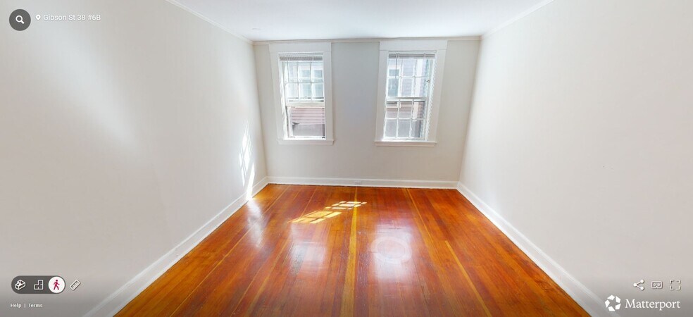 Building Photo - 40 Gibson St