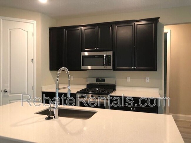 Building Photo - 308 Sweet Oak Wy