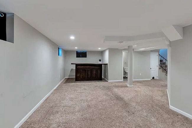 Building Photo - BR w/ Fenced Yard + 2-Car Garage Near I-70