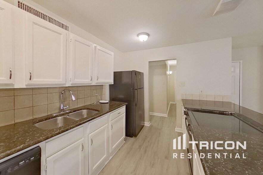 Building Photo - 1818 Pilot Way
