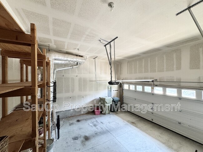 Building Photo - 11347 NW Kimble Ct