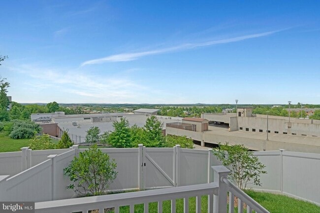 Building Photo - 46366 Mount Kellogg Ter