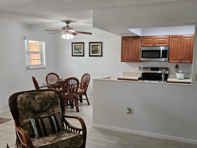 Building Photo - 2600 S Kanner Hwy