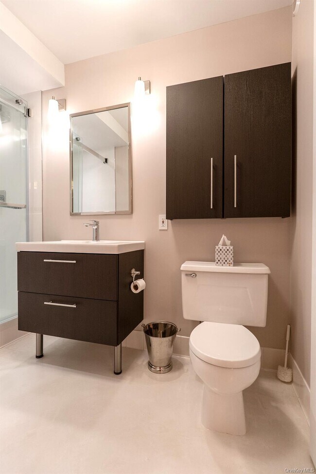 Building Photo - 1 Landmark Sq