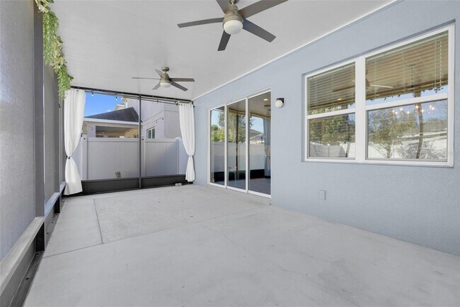 Building Photo - 959 Maypole Dr