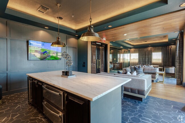 SKY LOUNGE - The Hudson Alton Collection