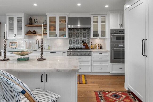 Building Photo - Newport Bluffs Front Row | Furnished Rental with Stunning Back Bay Views