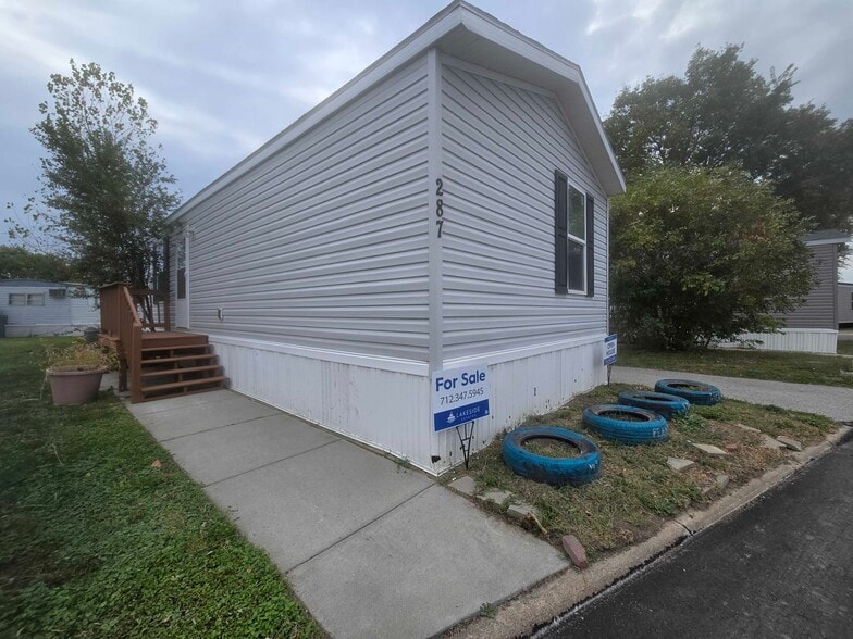 Building Photo - 3510 N 9th St