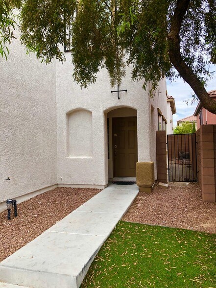 Building Photo - 7208 Bombay Reef Ct