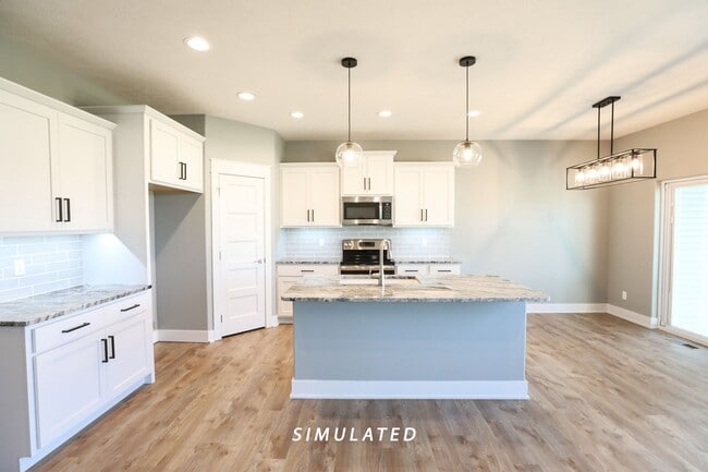 Building Photo - 8709 S 78th St