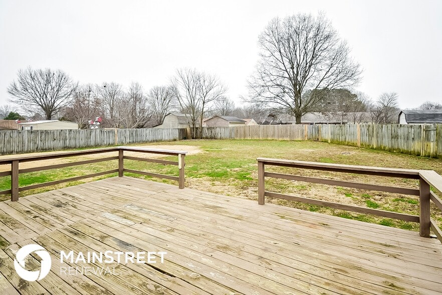 Building Photo - 6620 Jamestown Dr