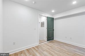 Building Photo - 2348 N Park Ave