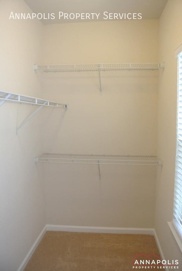 Building Photo - 1318 Cheswick Ln