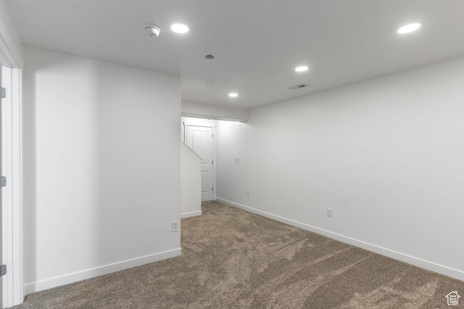 Building Photo - 1848 S 410 W