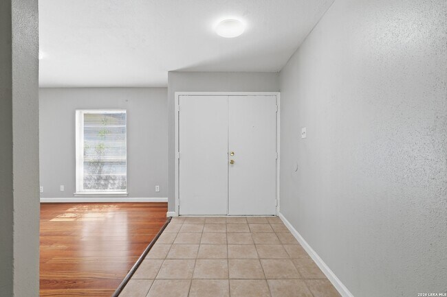 Building Photo - 11403 Spring Crest Street