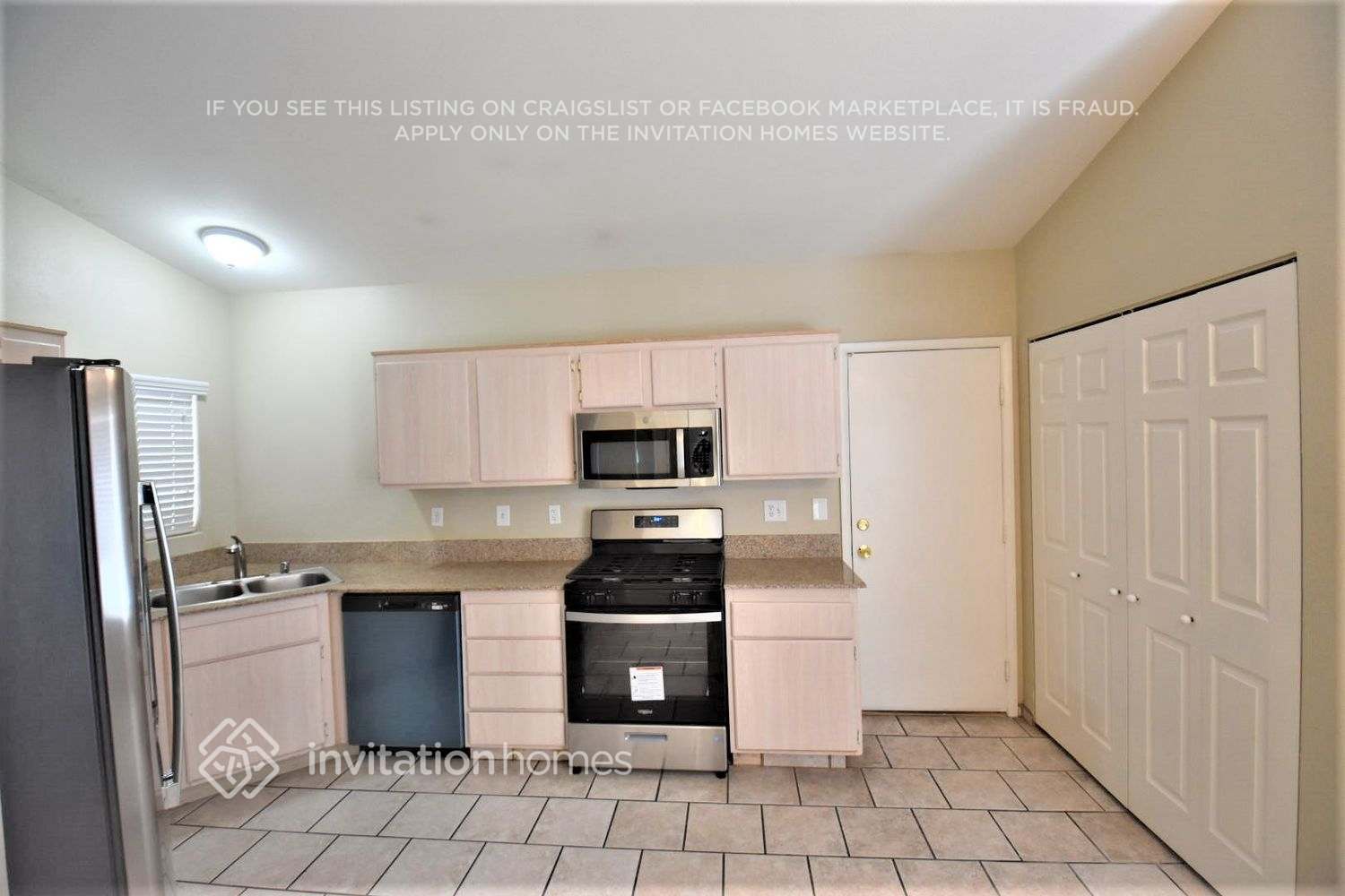 Building Photo - 502 Landmark Ln