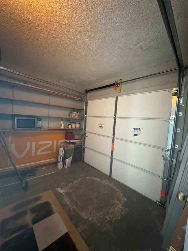 Building Photo - 9929 NW 9th Ct