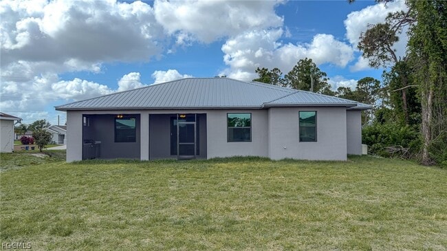 Building Photo - 417 Paddock St