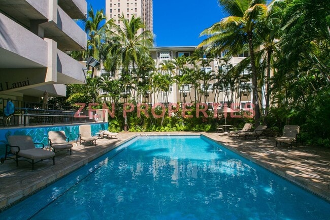 Building Photo - Furnished 2 bdrm / 2 bath unit at The Windsor Waikiki