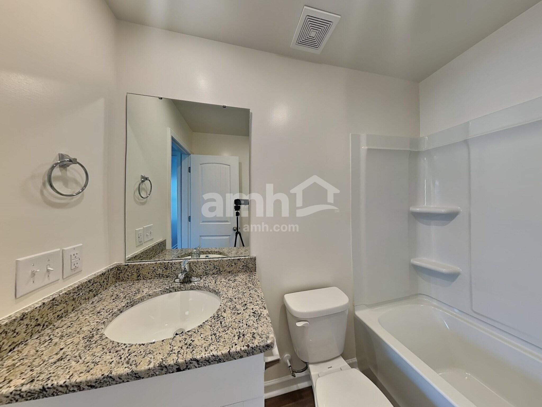 Building Photo - 1401 John Swann St